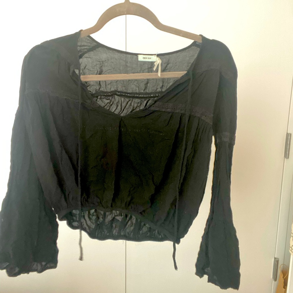 Black Cropped Blouse with tie at the top and cinch at the waist!